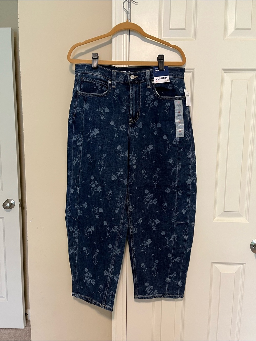 Old Navy Navy Floral High-Rise Jeans